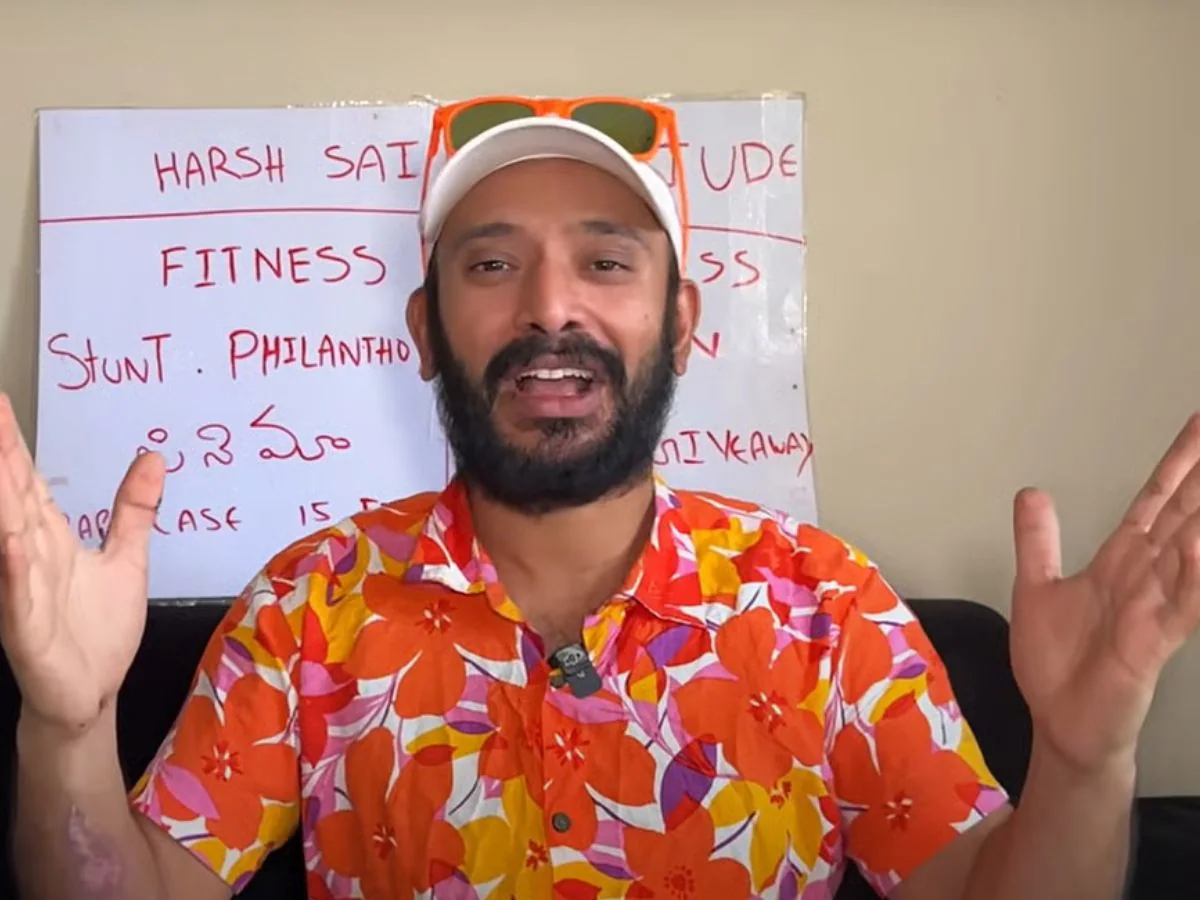 BJP leaders protested in Jagtial district, alleging YouTuber Anvesh made derogatory remarks against women and deities.