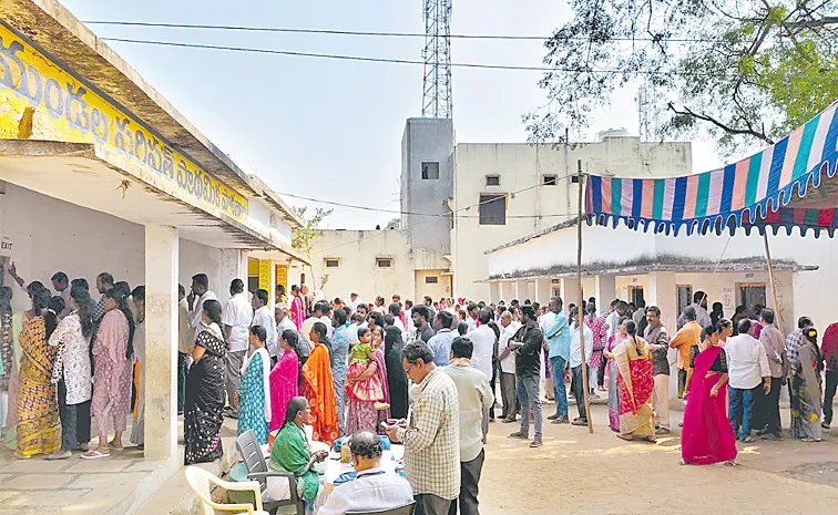 Congress-backed candidates won a majority of seats in Husnabad constituency panchayat elections, asserting clear dominance.